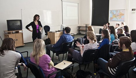 Martina Riebauerová se studenty diskutovala o etických problémech
novinářů
<!-- by Texy2! --> (autor: Miroslav Mašek)
